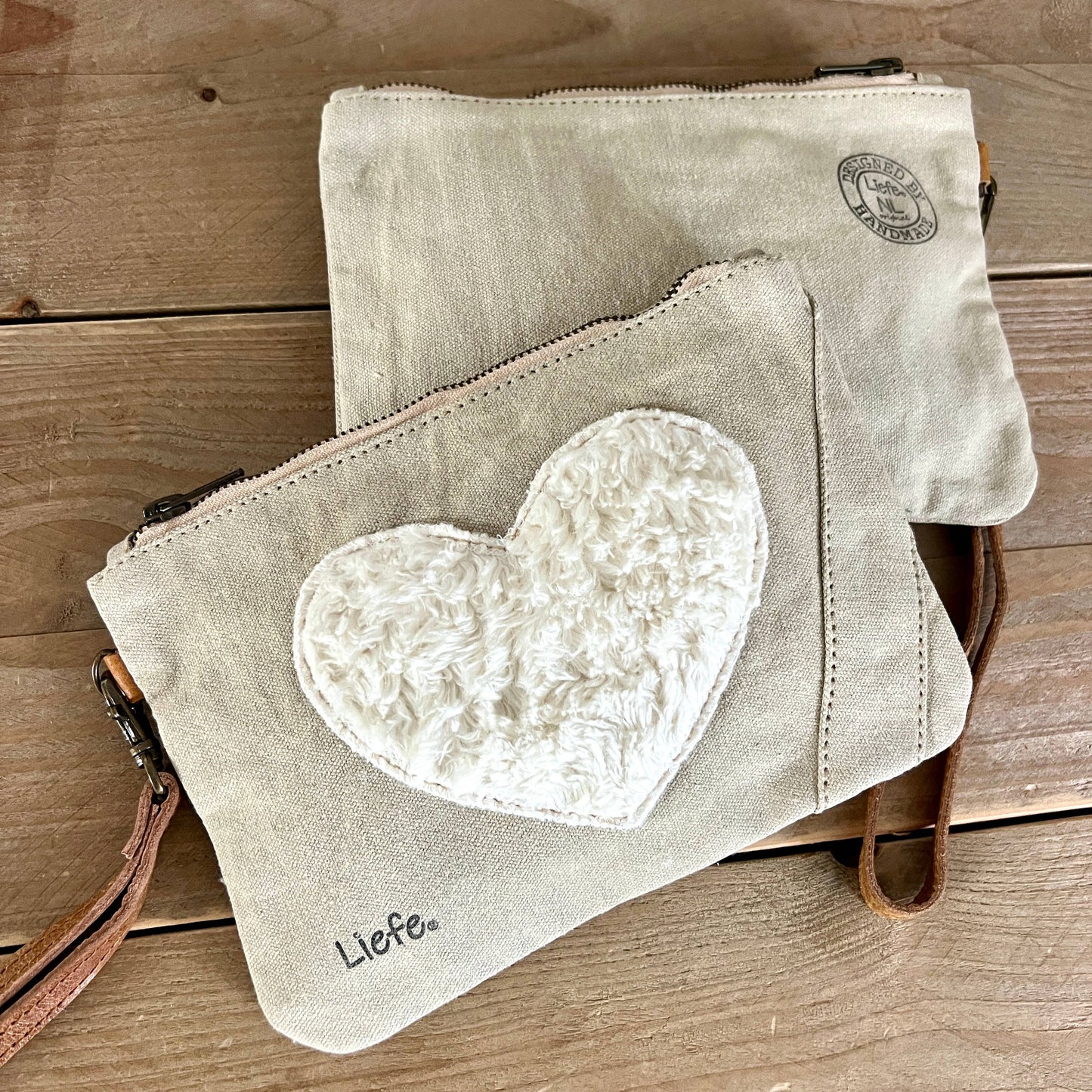 Heart Vintage Canvas Clutch (White Teddy Fabric)