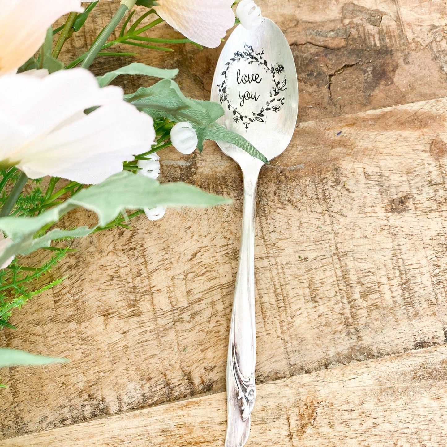 Love You Garland Spoon - Bespoke Hearts
