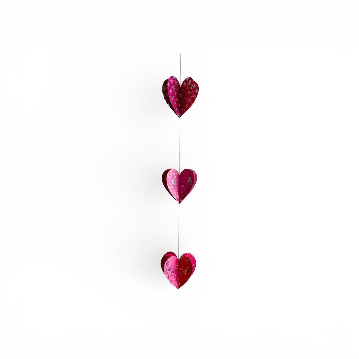 Epigram Multicolored handmade paper 3D heart garland