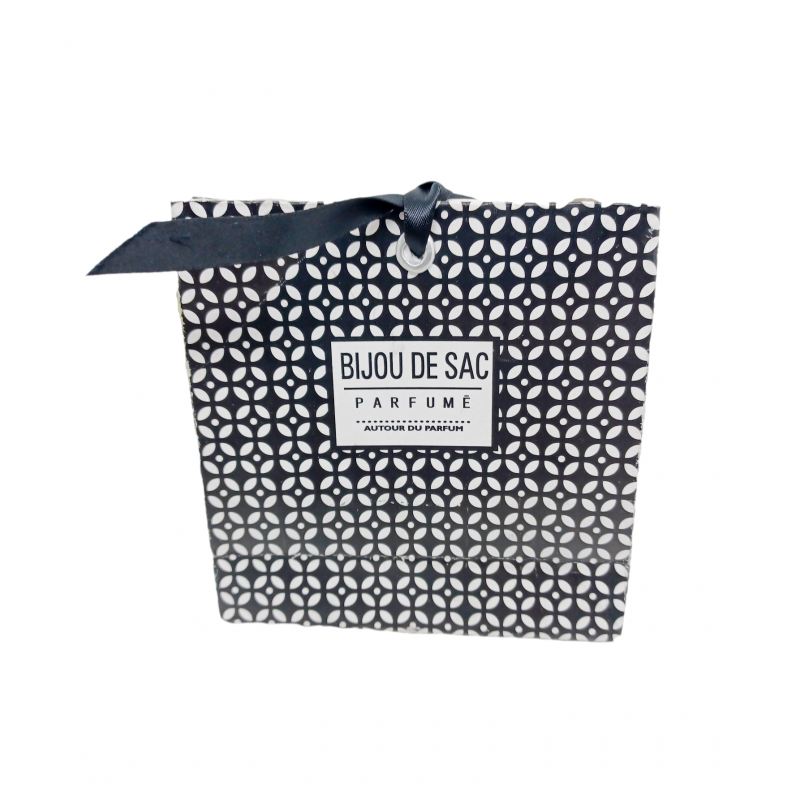 Bag Jewel Heart Perfume (Beige) - Bespoke Hearts