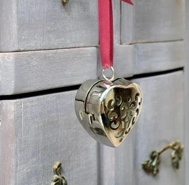 Autour Du Parfum Paris - Bespoke Hearts