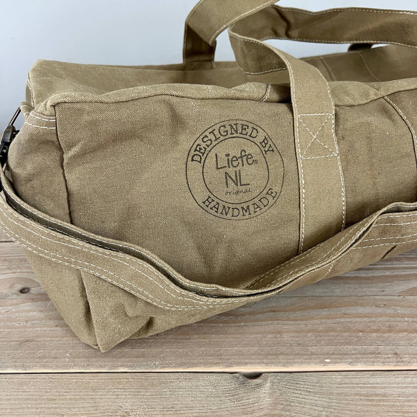 Vintage Yoga/Gym Bag (White Heart)