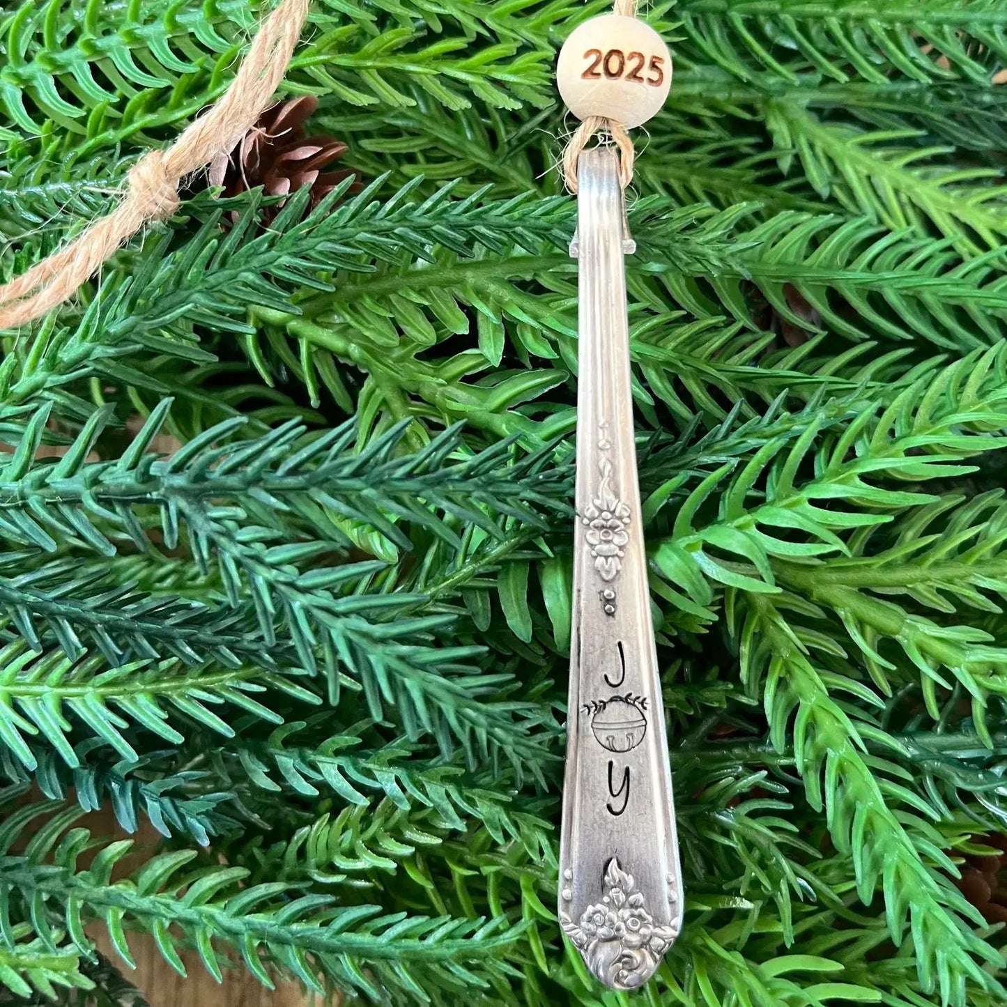 Vintage Christmas Ornament Set (5)