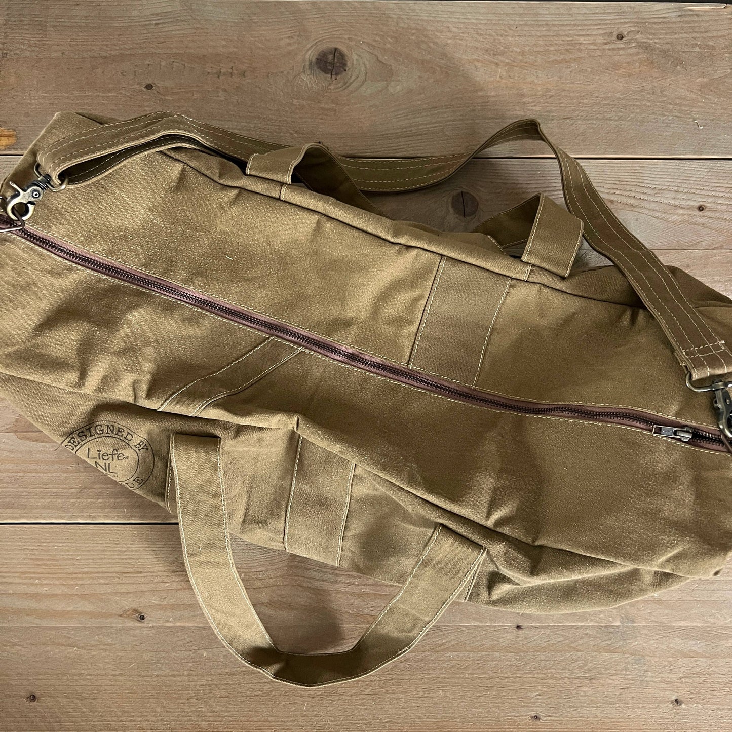 Vintage Yoga/Gym Bag (White Heart)