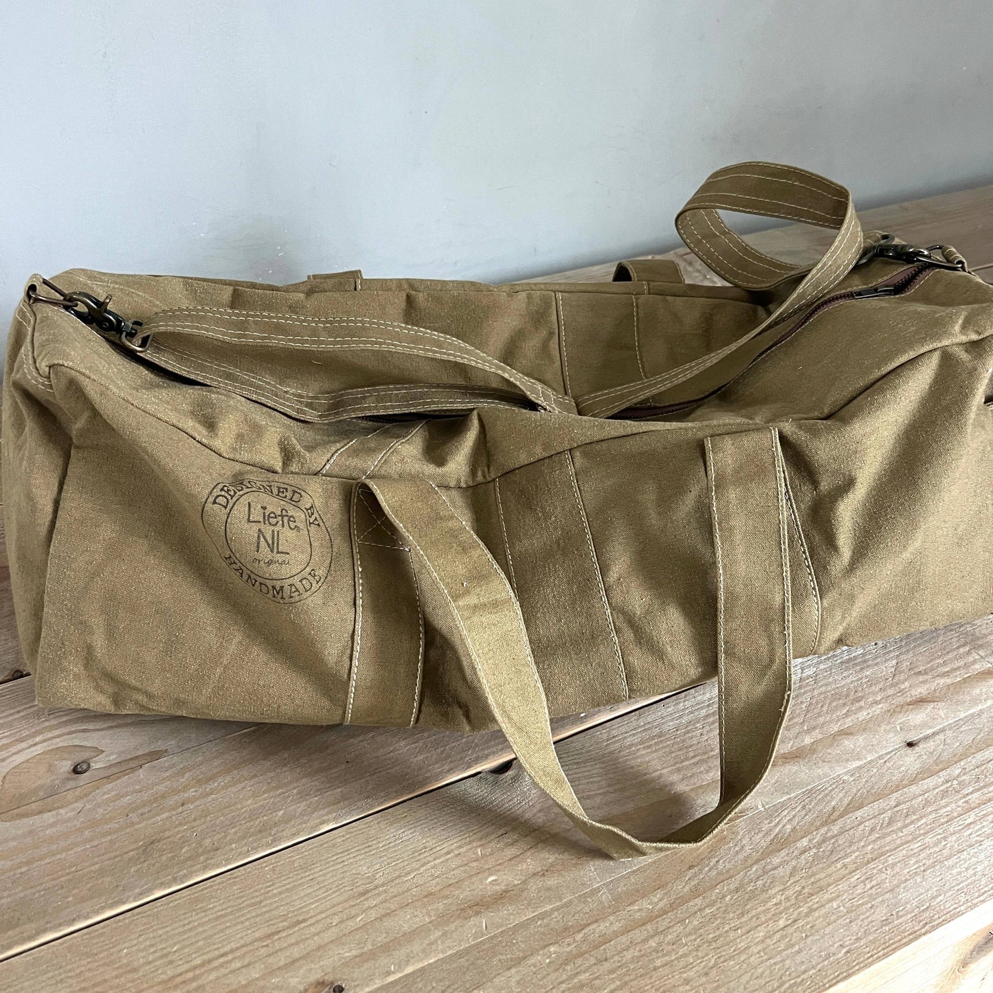 Vintage Yoga/Gym Bag (White Heart)