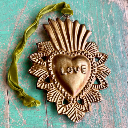 Love Tin Sacred Hearts