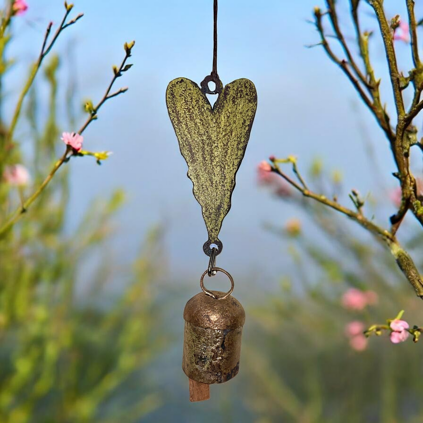Retro Heart Wind Chimes