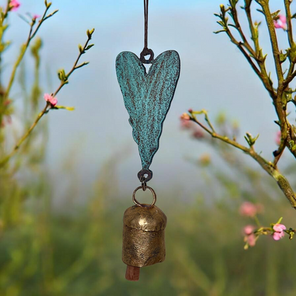 Retro Heart Wind Chimes