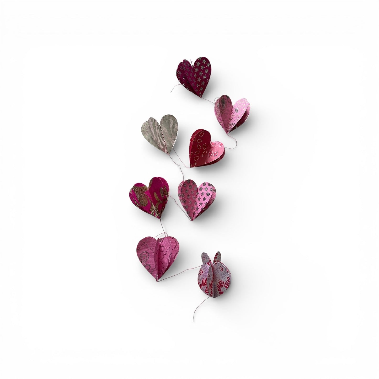 Epigram Multicolored handmade paper 3D heart garland