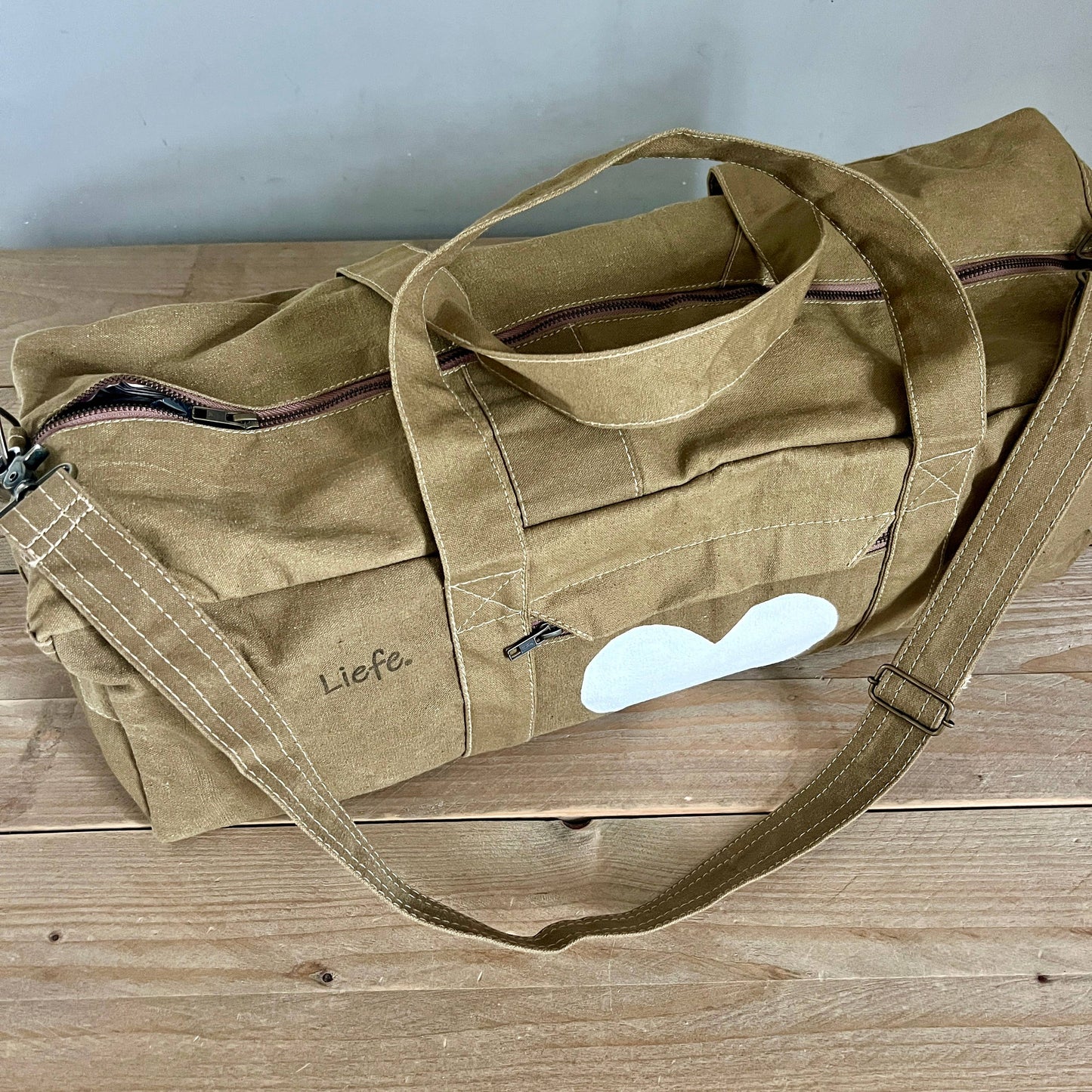 Vintage Yoga/Gym Bag (White Heart)